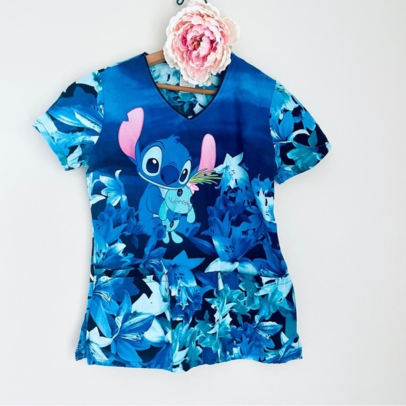 Disney Stitch Scrub Top Womens XS Blue Pink V-Neck Short Sleeve Front Pockets - Picture 1 of 8
